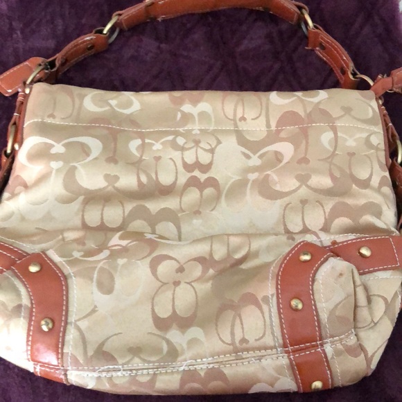 Purse - Picture 1 of 4